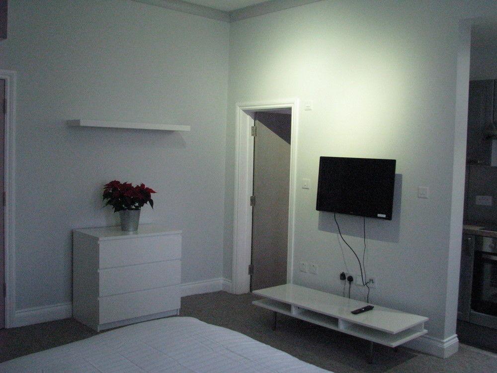 Park House Serviced Apartments Хароу Екстериор снимка