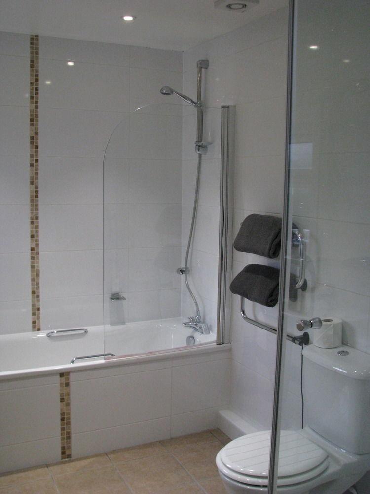 Park House Serviced Apartments Хароу Екстериор снимка