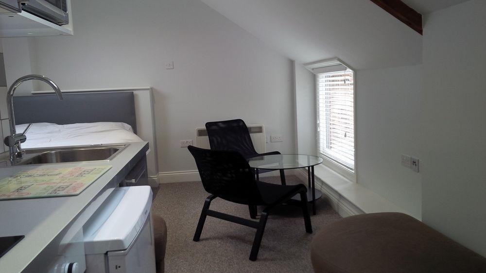 Park House Serviced Apartments Хароу Екстериор снимка