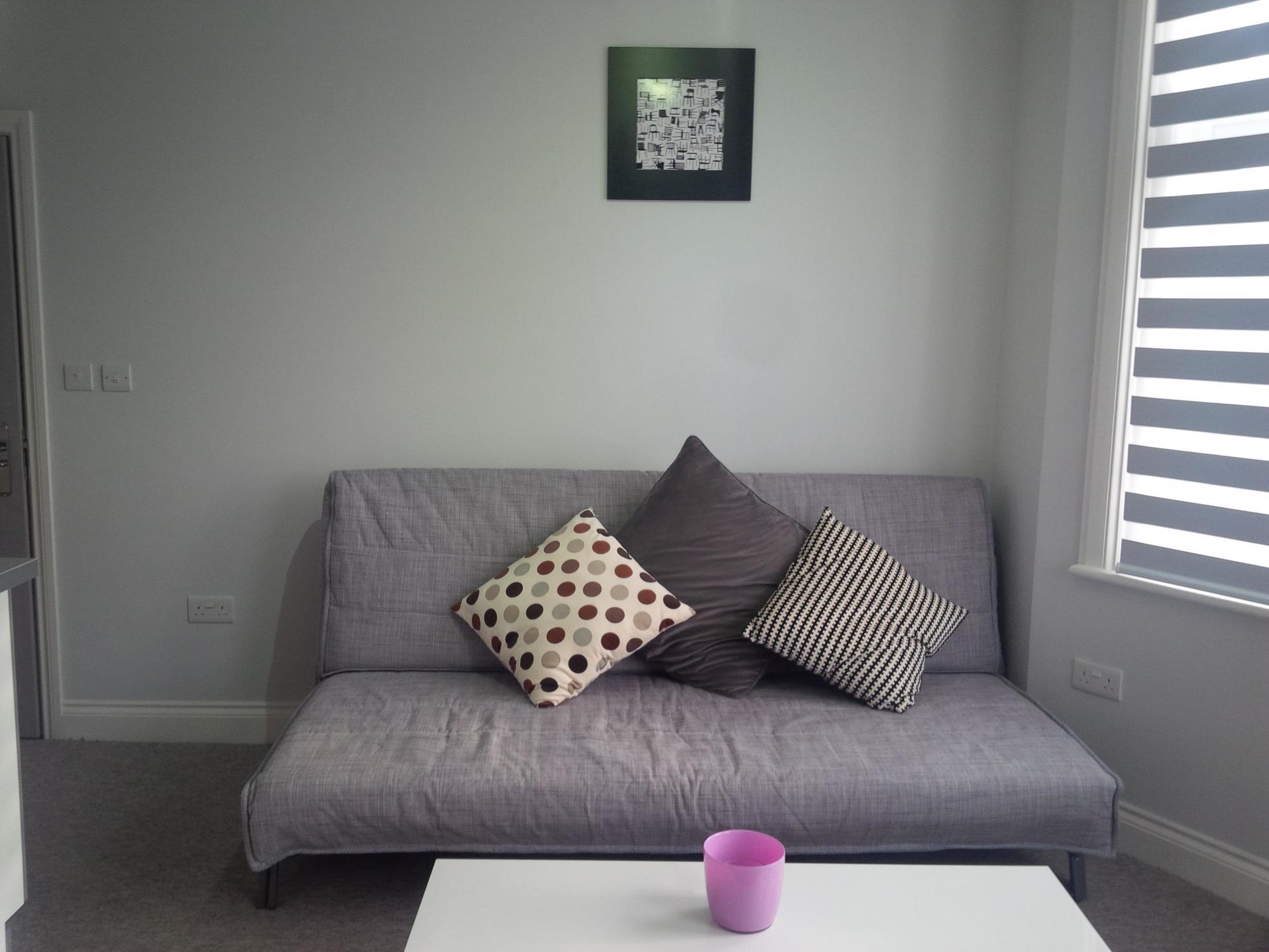 Park House Serviced Apartments Хароу Екстериор снимка